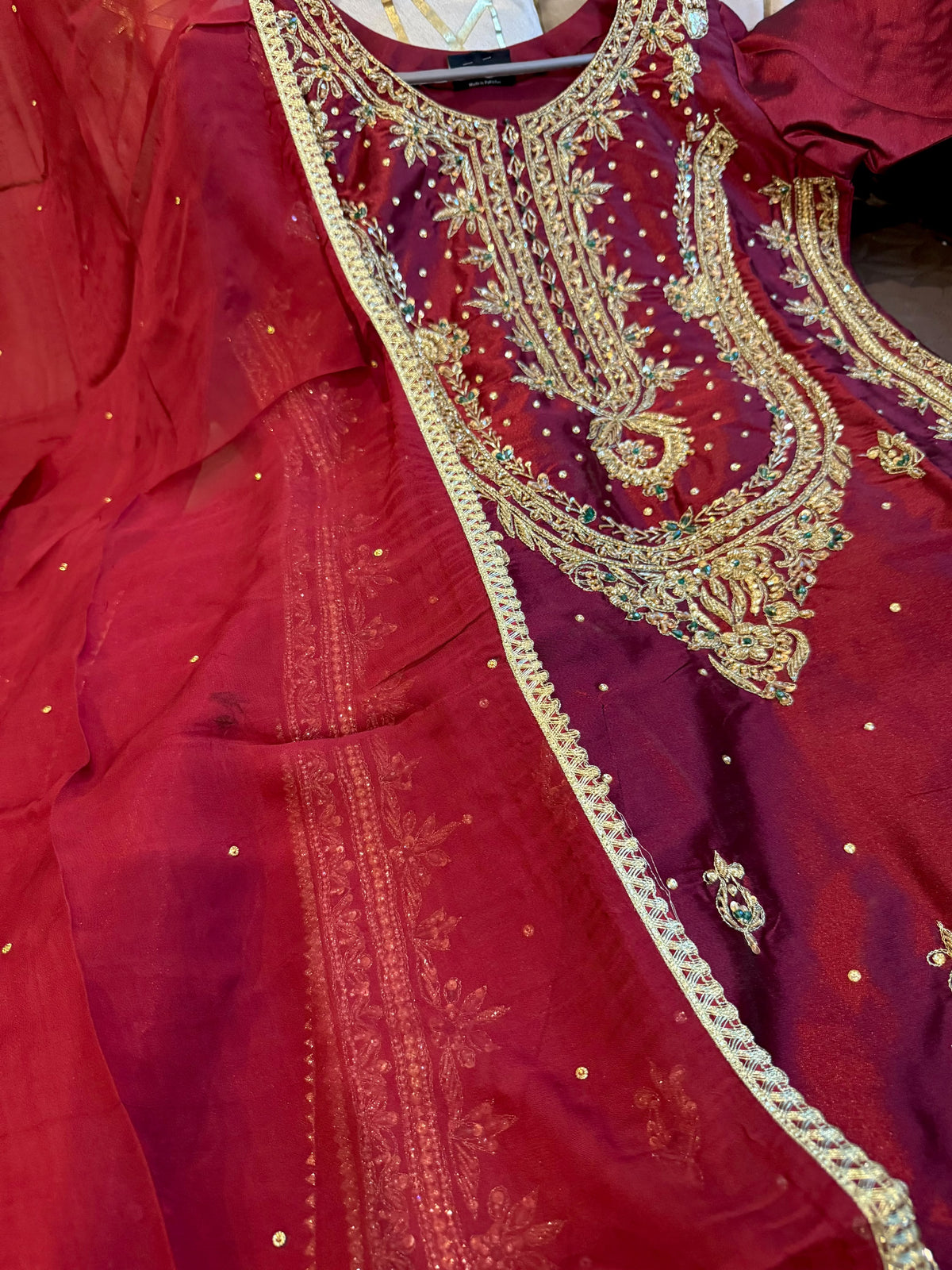 BANARASI HOMEMADE (MAROON)