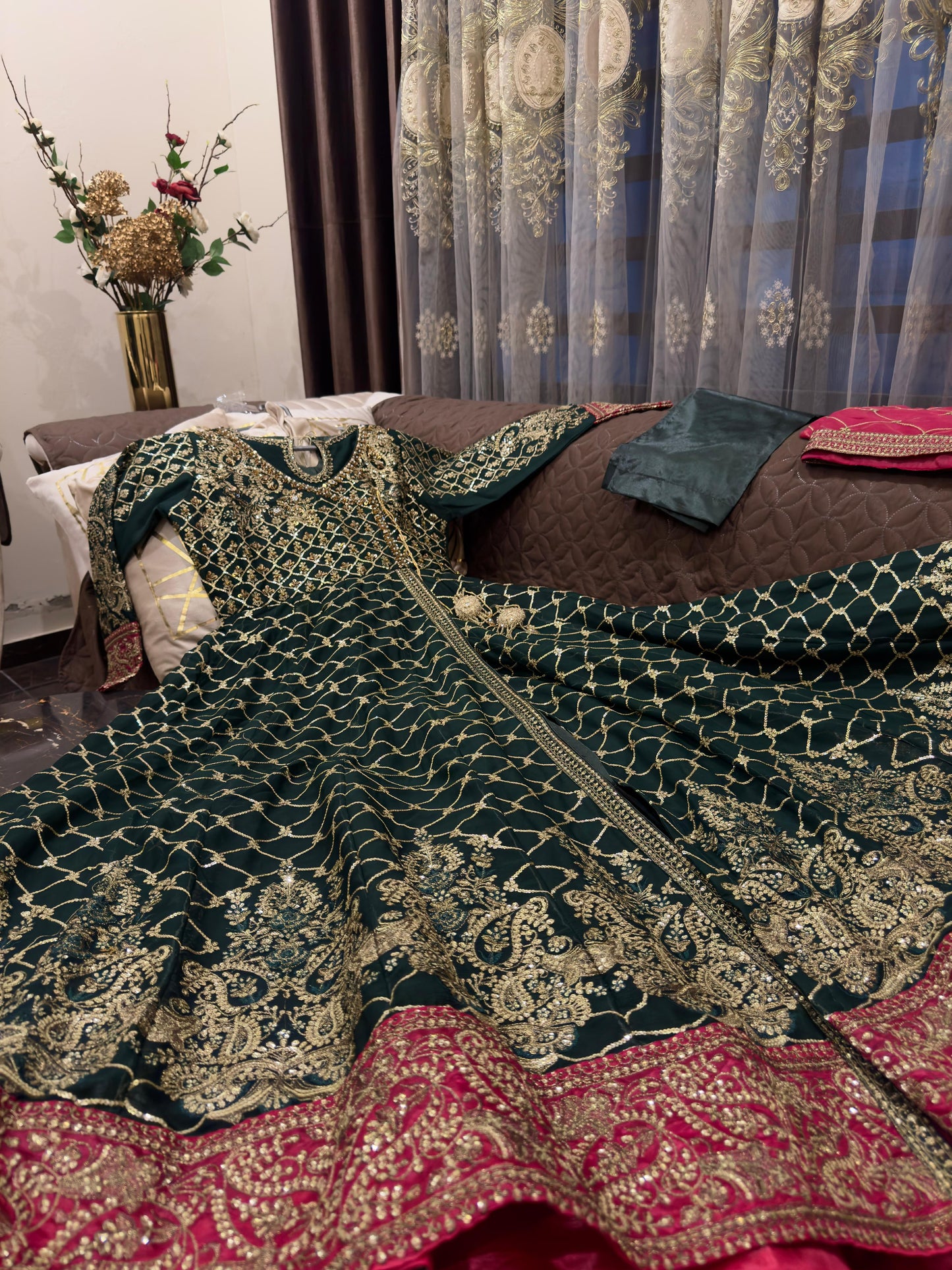 Gladiolus (GREEN and PINK)