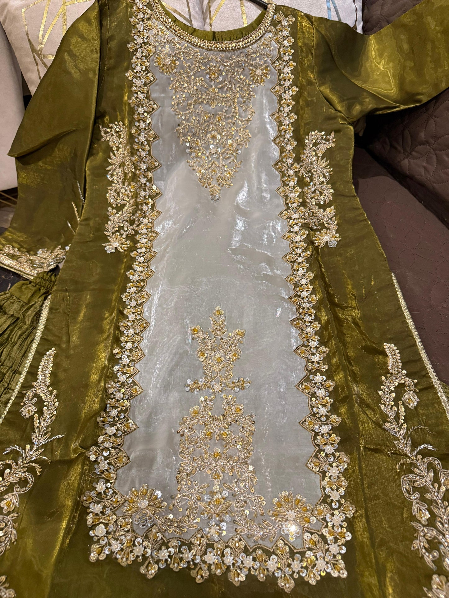 Poppy (MEHNDI GREEN)