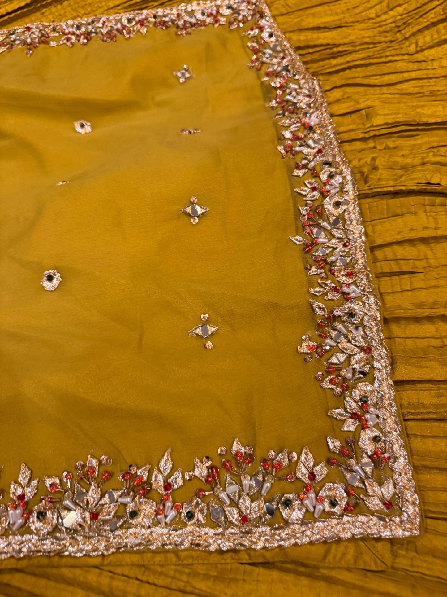 Dahlia (DHANI GREEN)