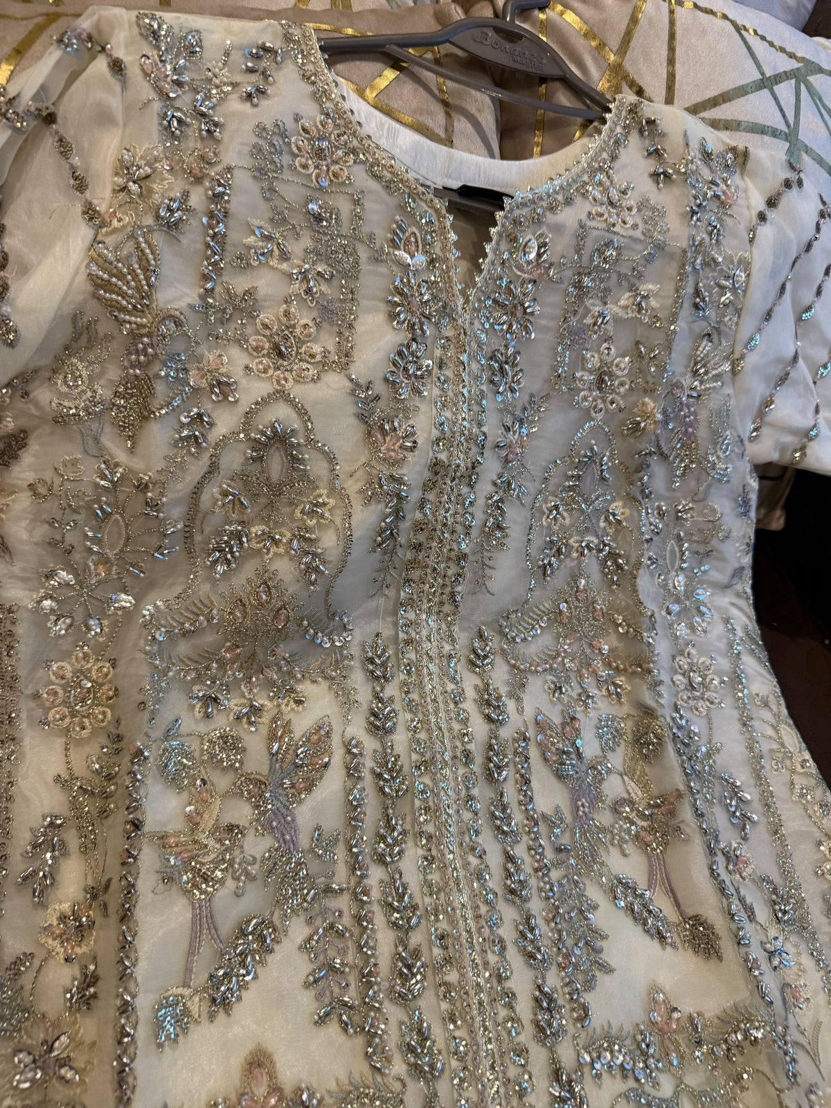 QAISERYA (WHITE)