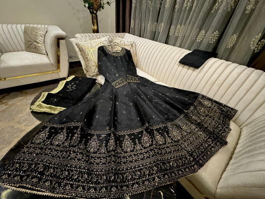 Lily (BLACK)