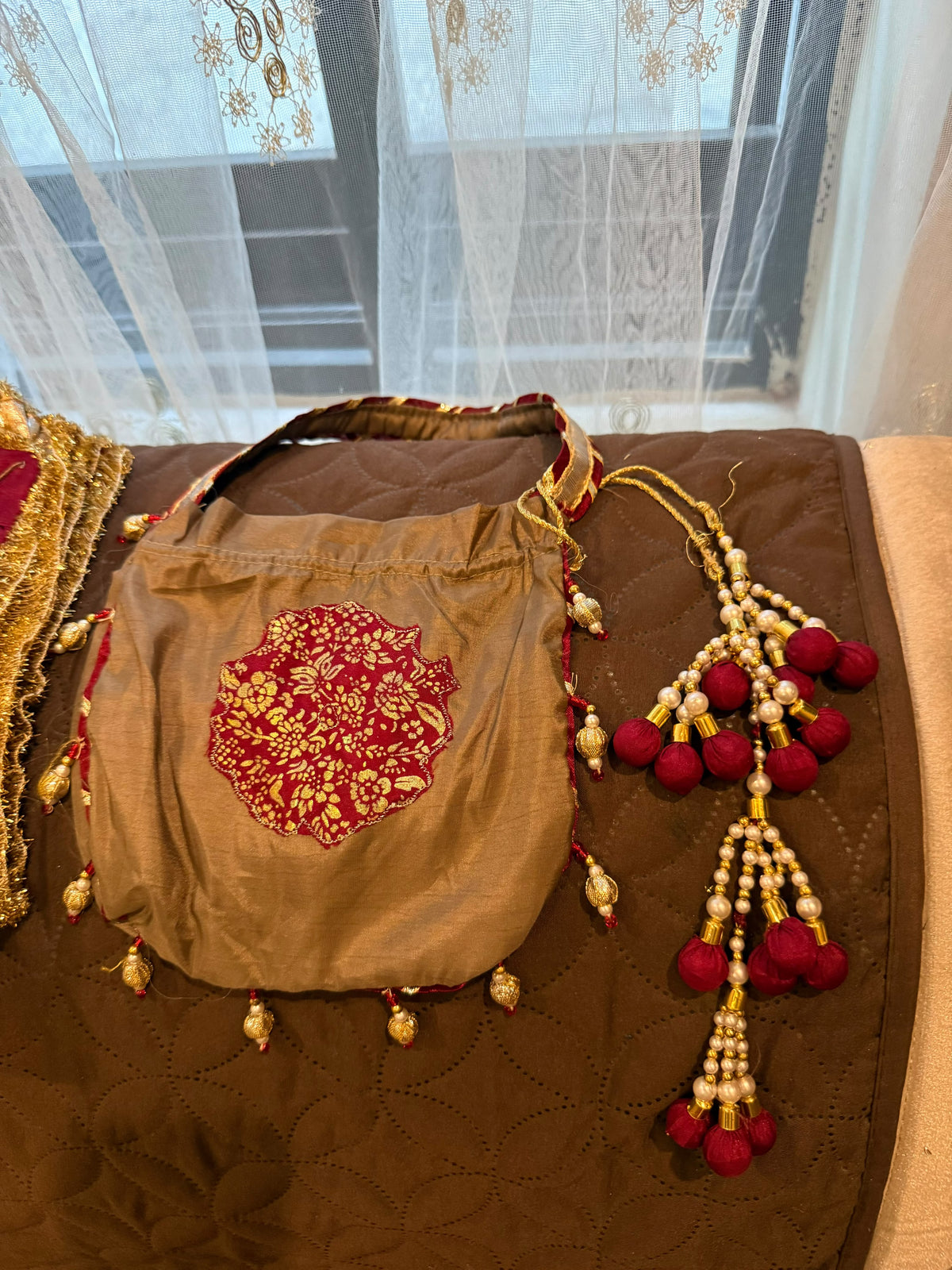 LAILA (CAMEL BROWN)