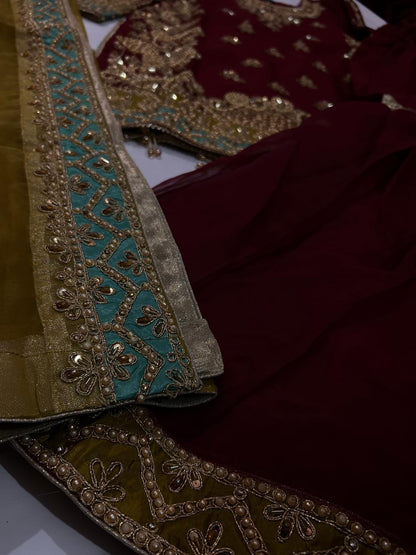 Jonquil (MAROON WITH MEHNDI GREEN)