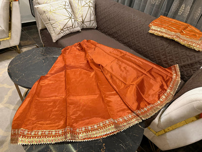 Hellebore (RUST ORANGE)