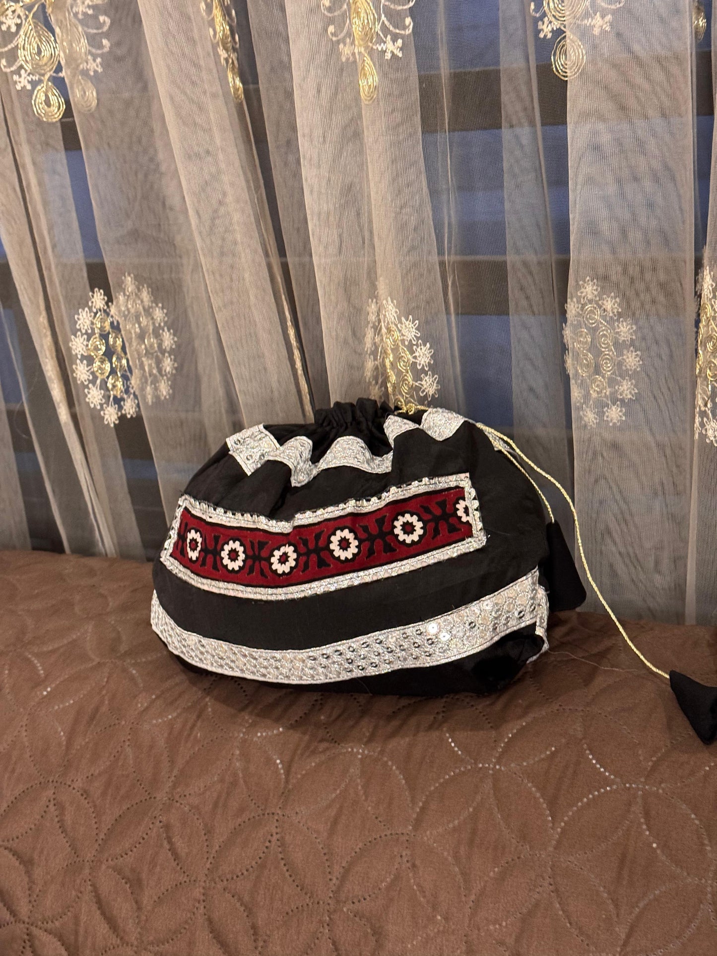 Teasel (BLACK AJRAK)