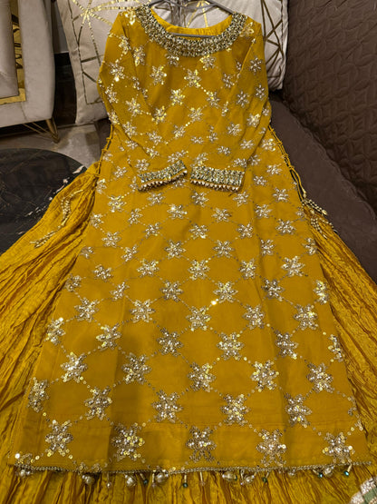Veronica (MUSTARD)
