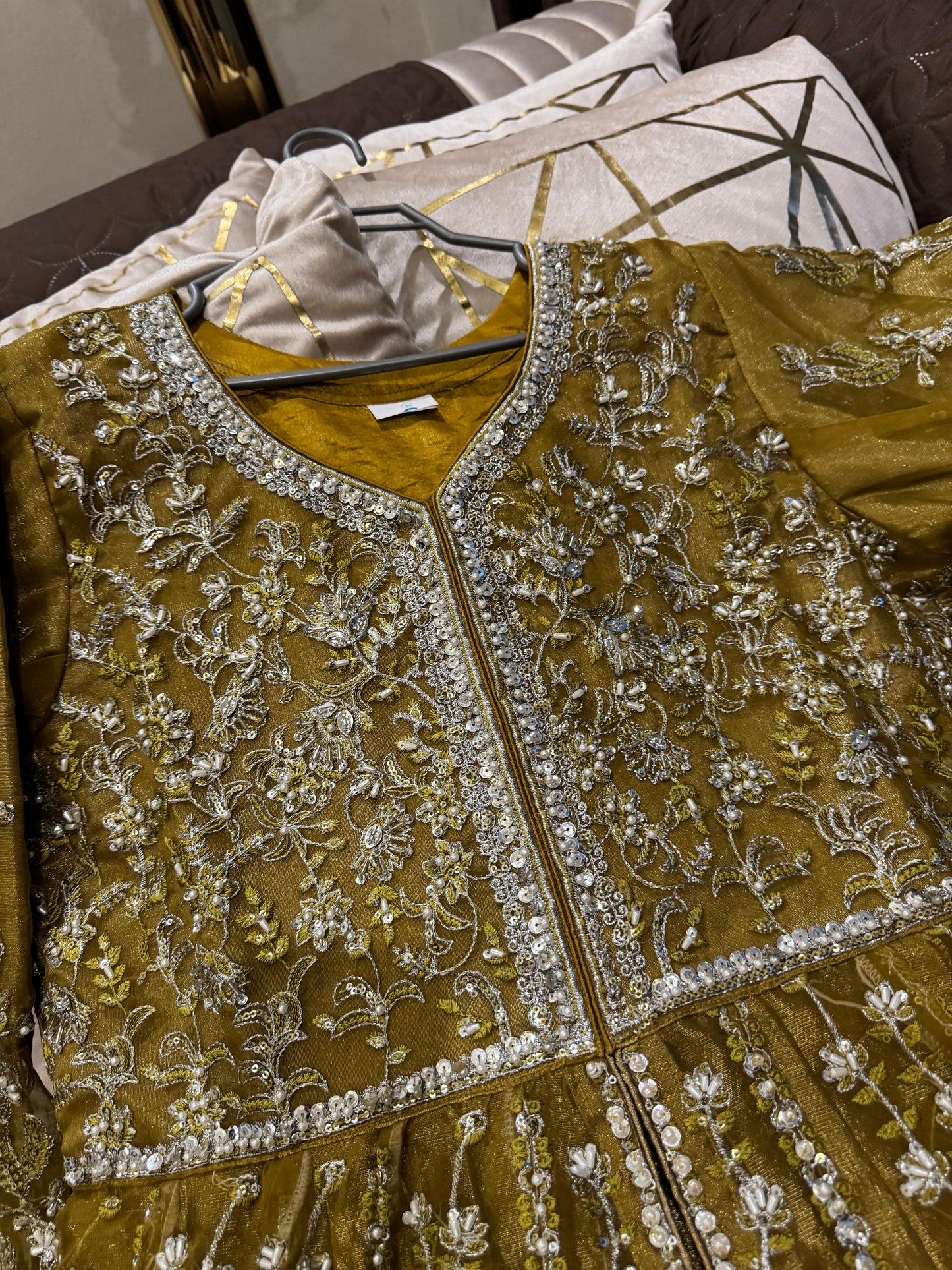 Anonemous (MUSTARD YELLOW )